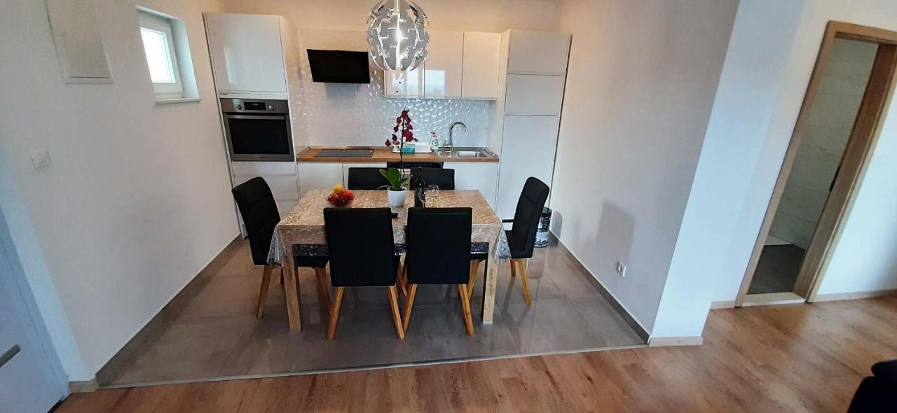 Penthaus Apartment N&M Baska Voda Exterior photo
